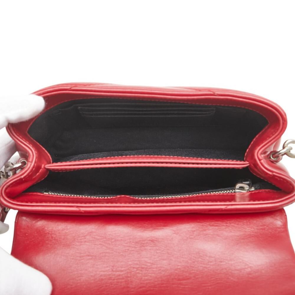 Yves Saint Laurent Shoulder Bag