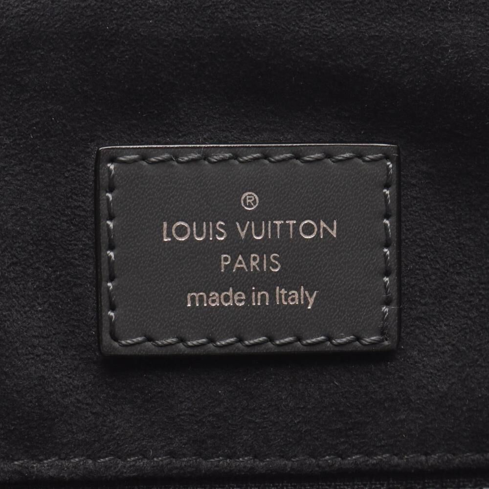 Louis Vuitton Greenwich