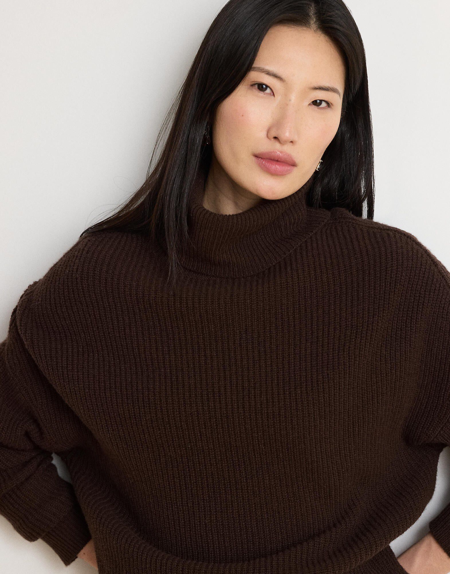 Ribbed Wool-Cashmere Turtleneck Sweater