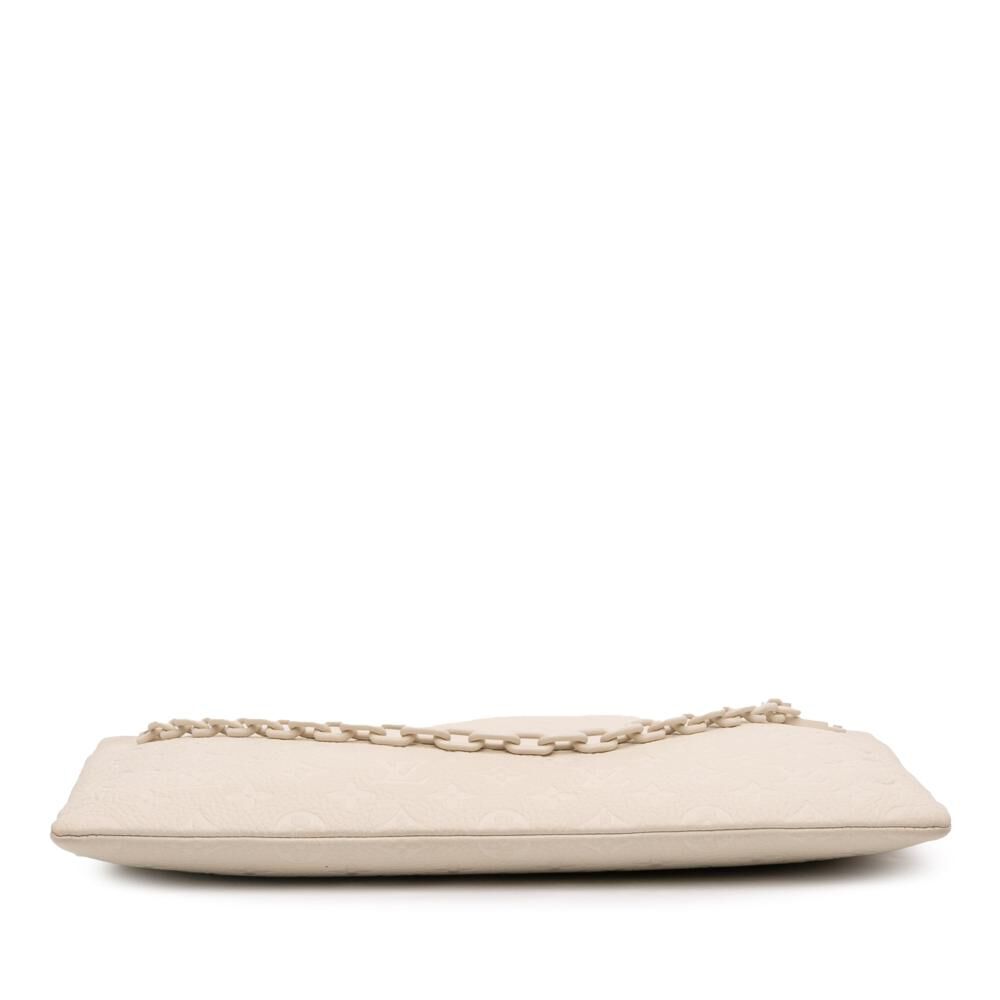 Louis Vuitton Clutch