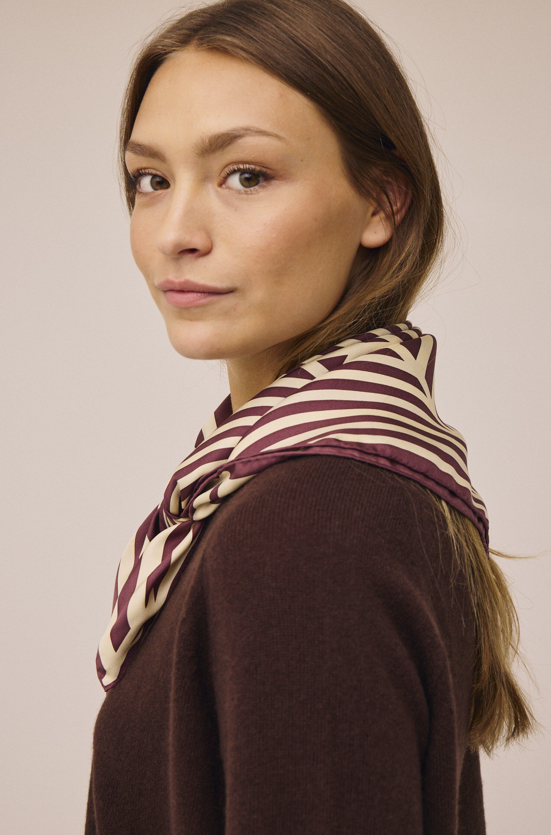Geometric Scarf 100% Silk - 61x61cm