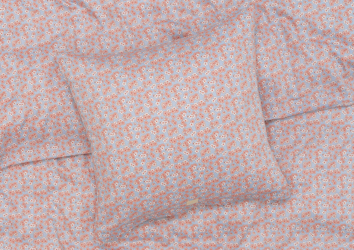 Pleasantly Senget&oslash;j