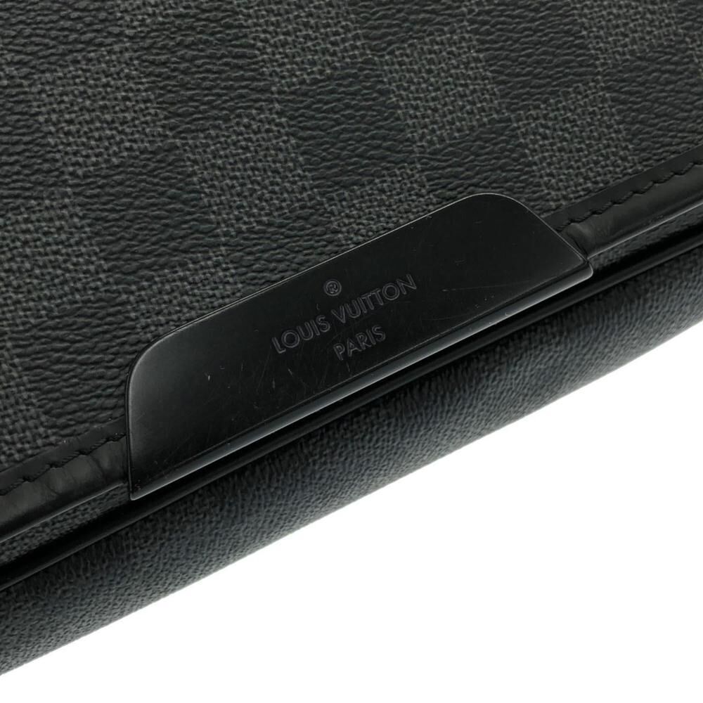 Louis Vuitton Shoulder Bags