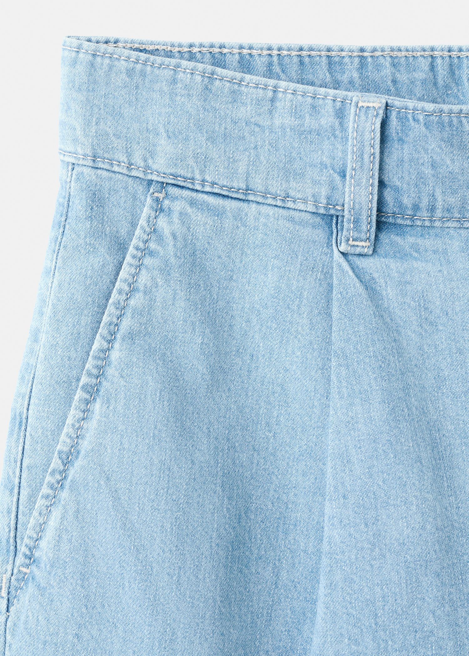 Mid-rise denim bermuda shorts with