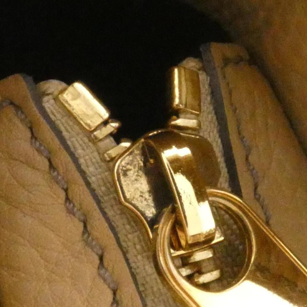 Louis Vuitton Mahina
