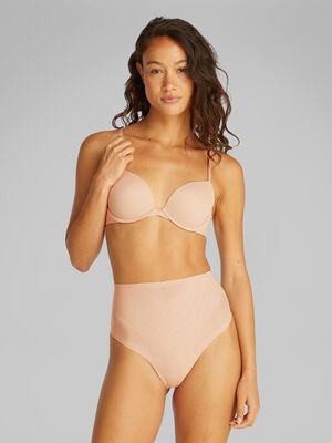 SCULPTED FIRM MESH THONG