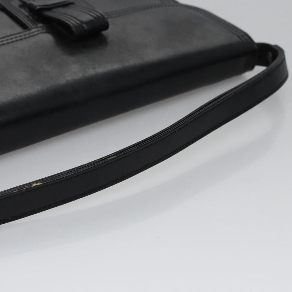 Yves Saint Laurent Shoulder Bag