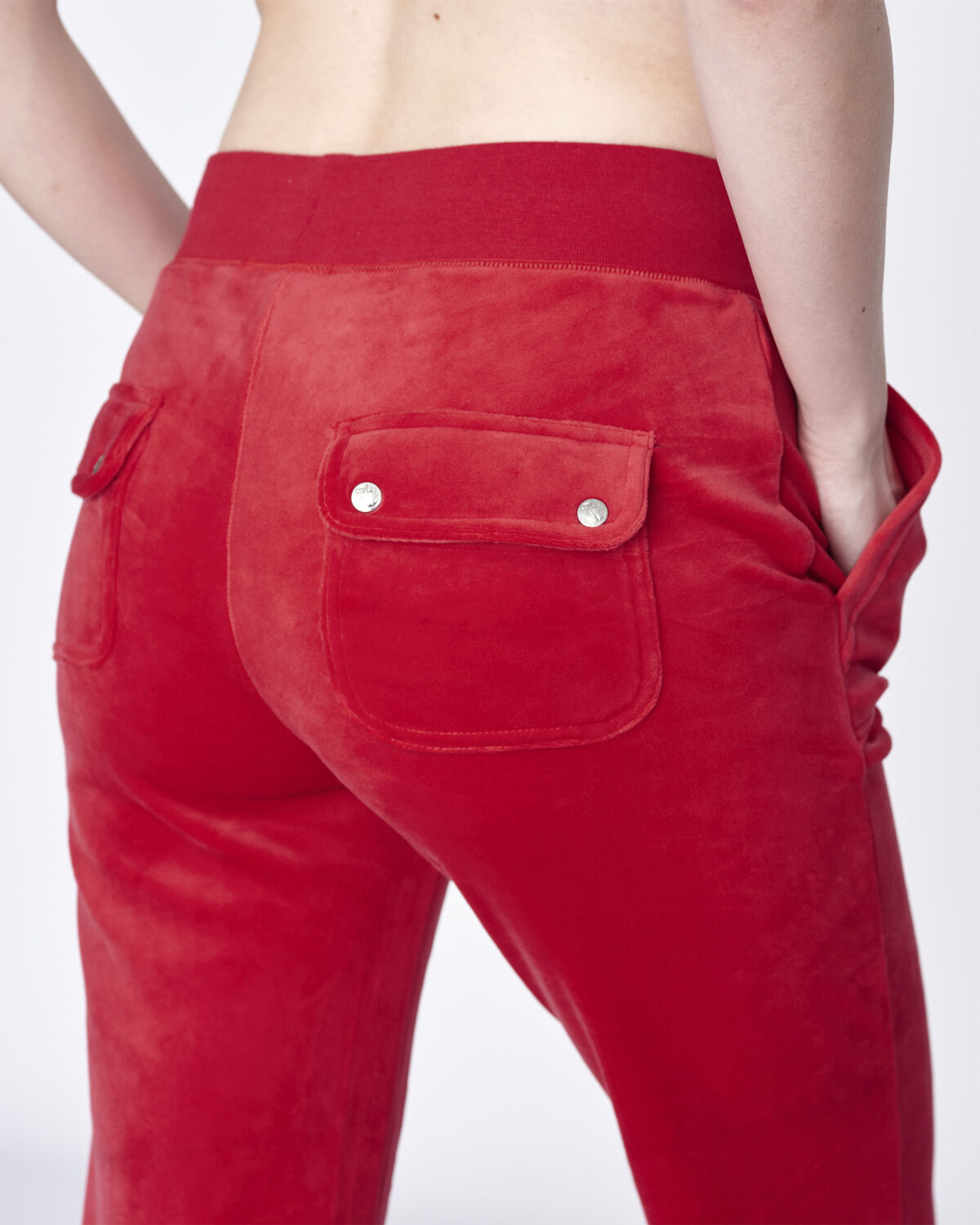 Del Ray Classic Velour Pant Pocket Design