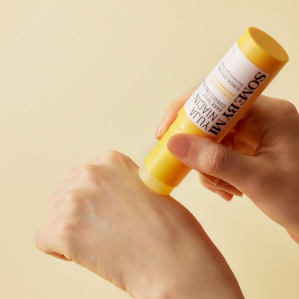 YUJA NIACIN Dark Spot Correcting Stick