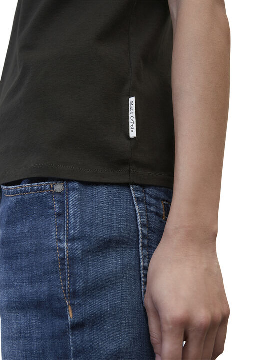 T-shirt, short sleeve, round neck