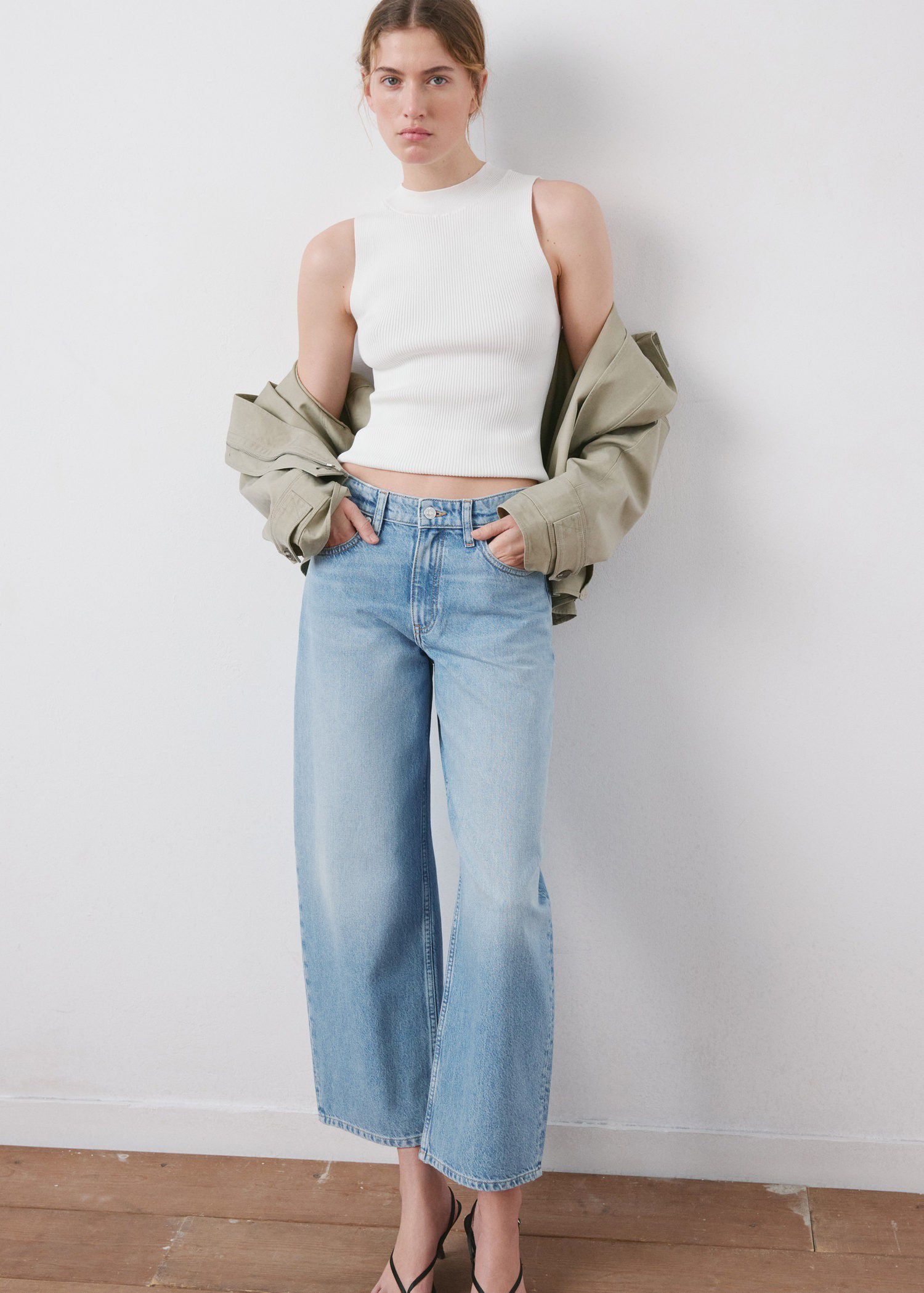 Balloon crop jeans