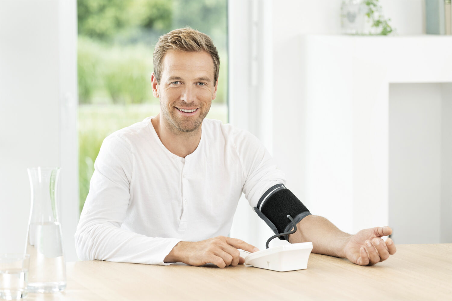 Blodtryksm&aring;ler til overarmen BM 26