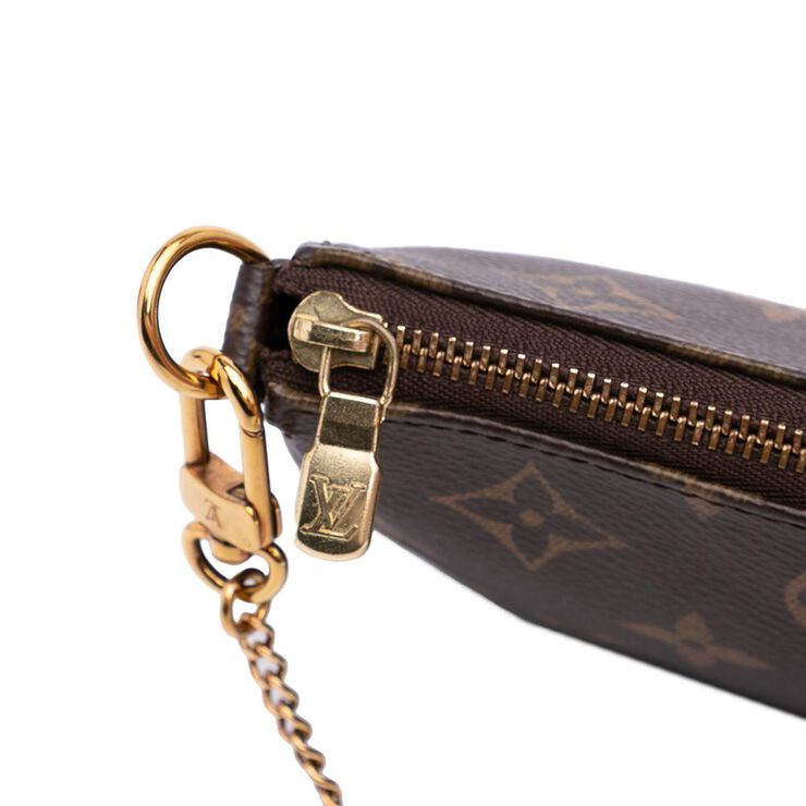 Louis Vuitton Pochette Accessoires