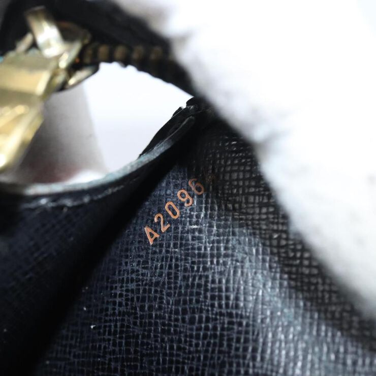 Louis Vuitton Pochette Homme