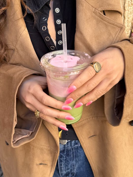 Love Aura, Medium Almond