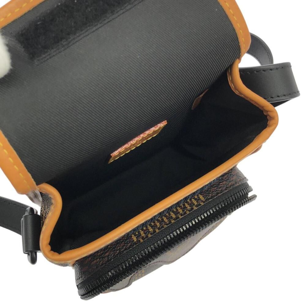 Louis Vuitton Shoulder Bags