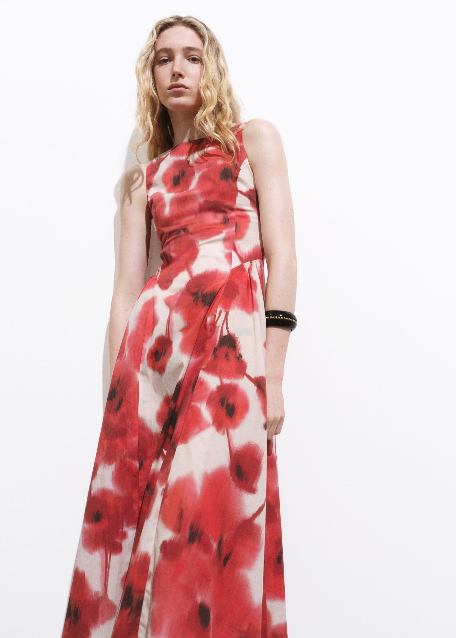 Floral-print flared dress