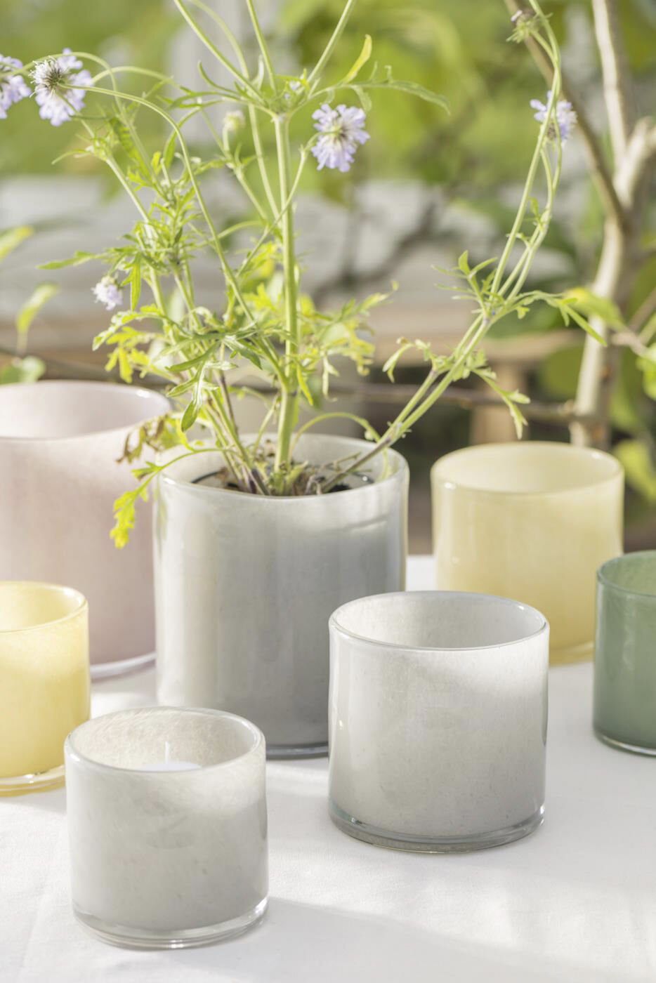 Skjuler Venecia gennemfarvet gr&aring;t glas