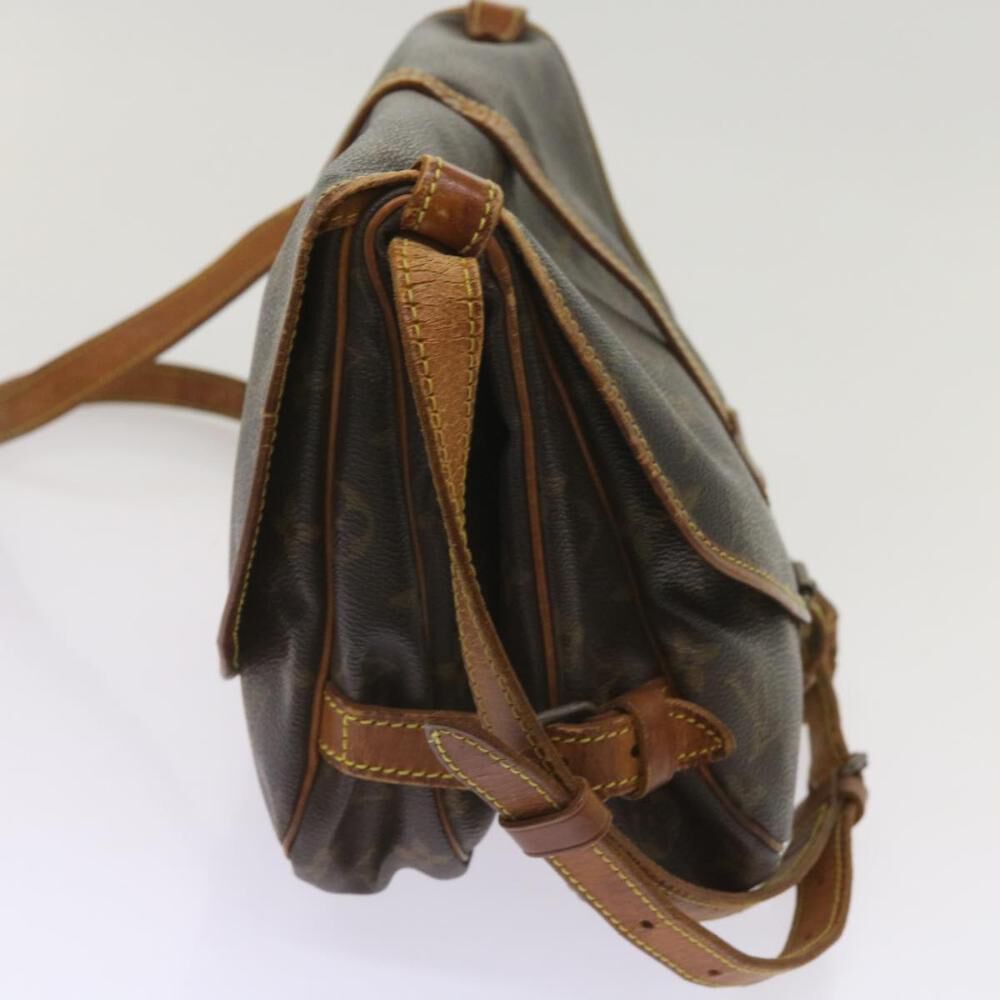 Louis Vuitton Saumur