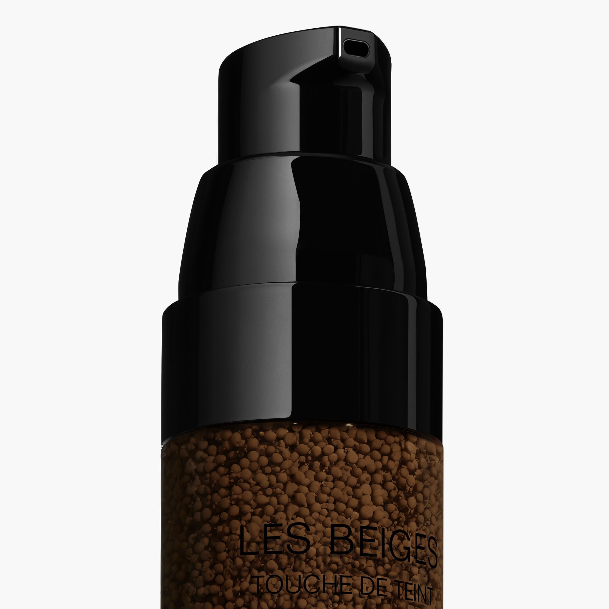 ENSARTET UDSTR&Aring;LING FUGT.