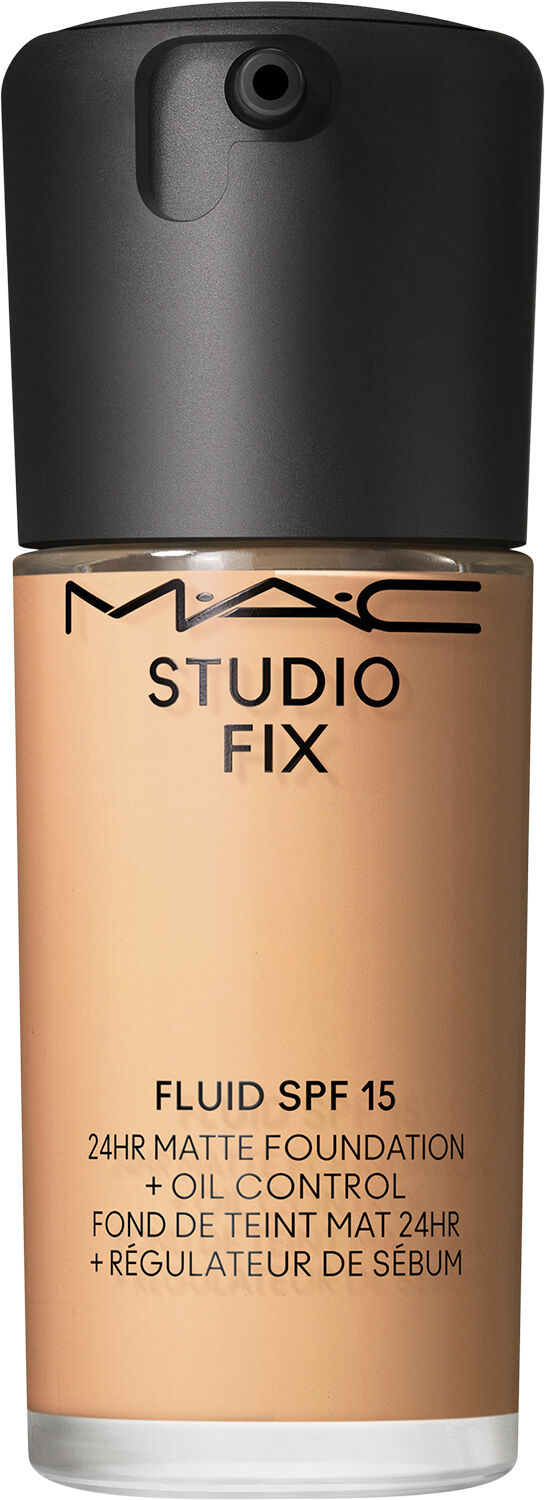 Studio Fix Fluid Broad Spectrum Foundation SPF15