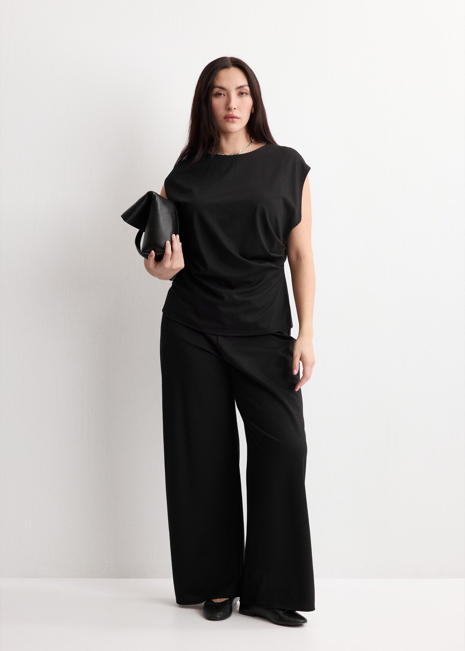 T-shirt with gathered details