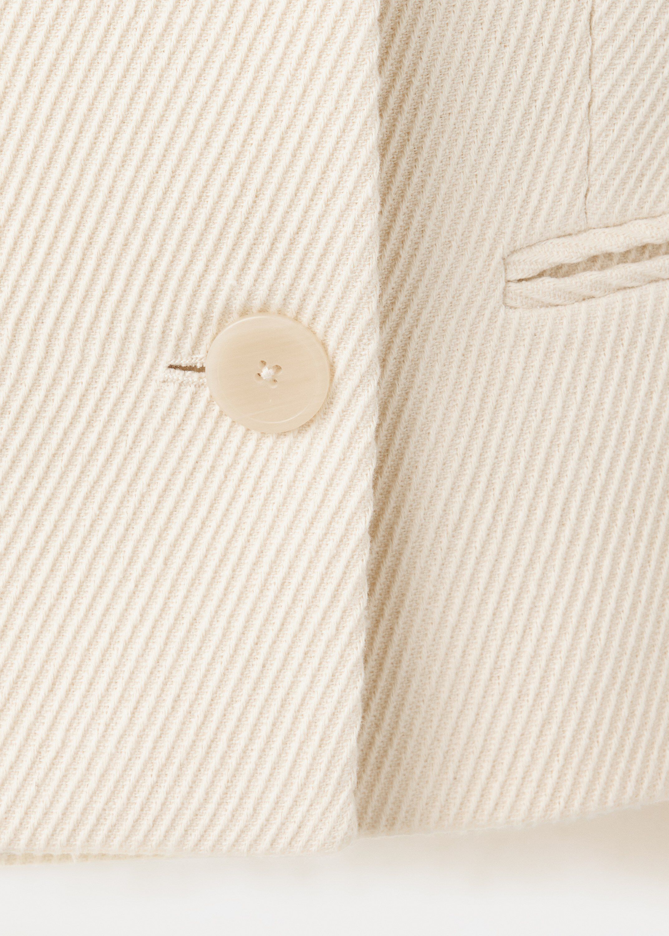 Short double-breasted jacket