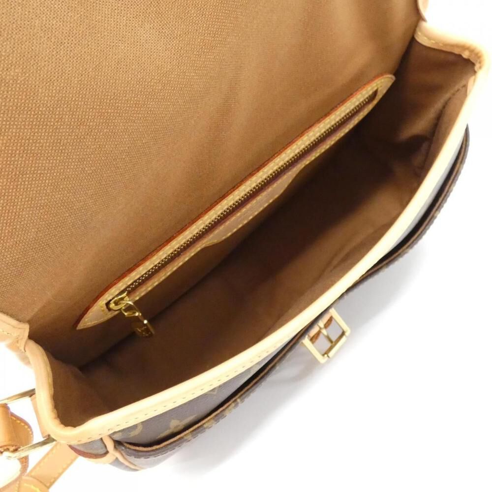 Louis Vuitton Shoulder Bags