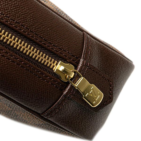 Louis Vuitton Trousse Toilette