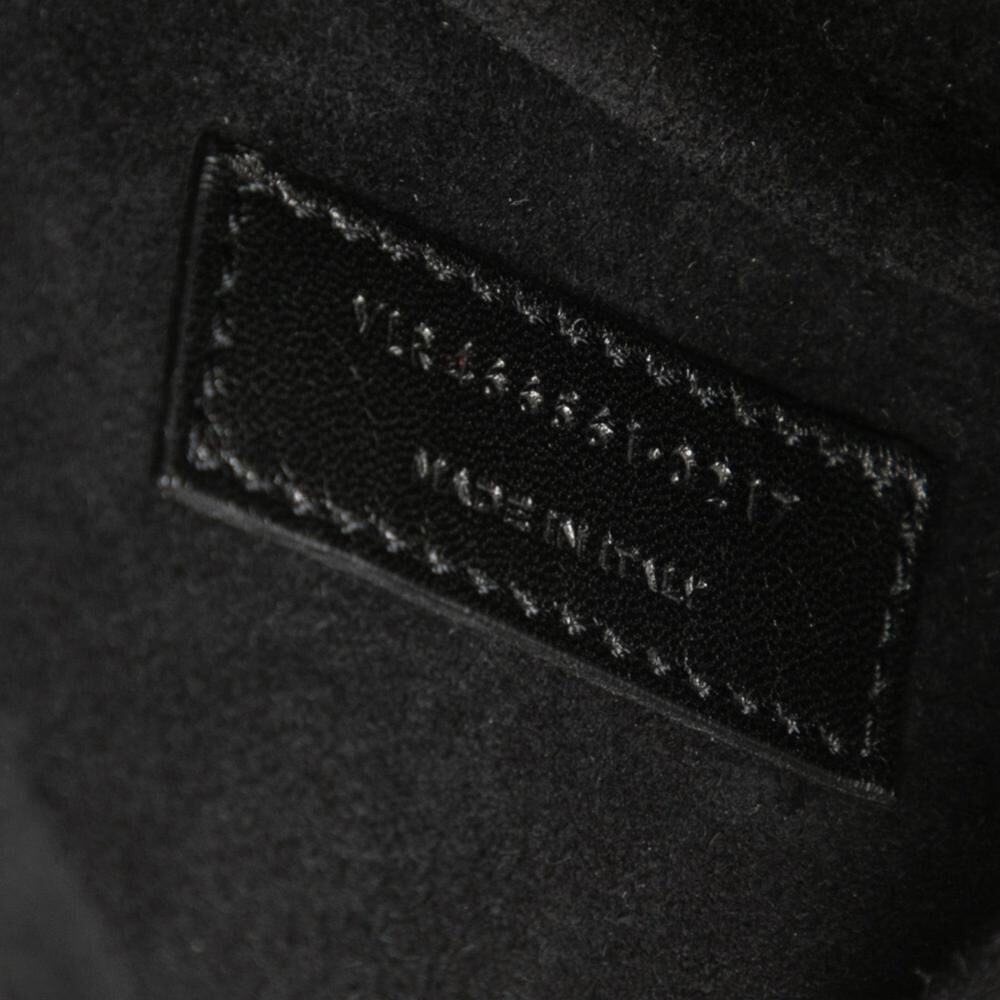 Yves Saint Laurent Shoulder Bag