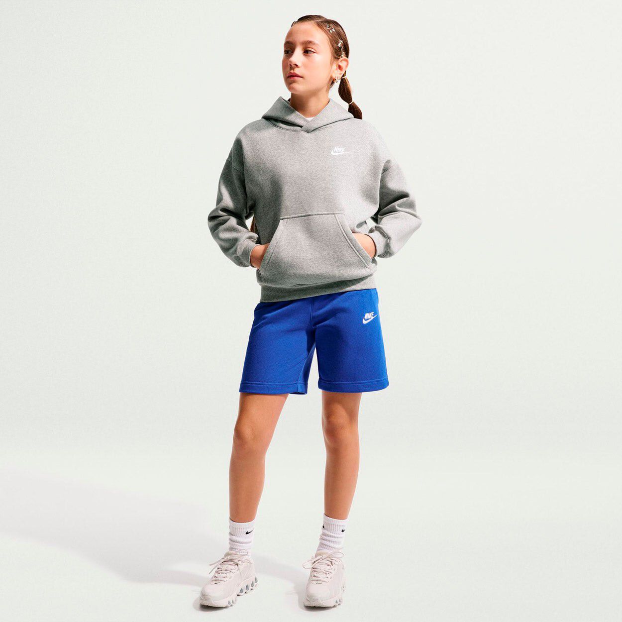 Sportswear Oversized Club H&aelig;ttetr&oslash;je