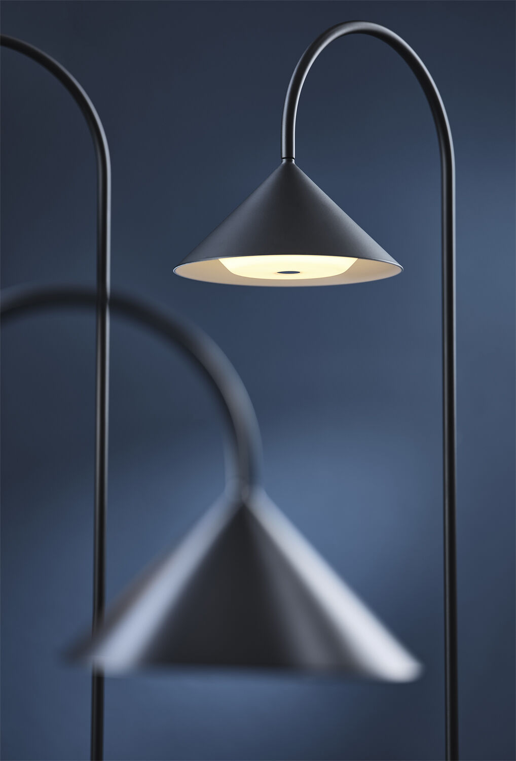 Grasp Portable Table Lamp H47