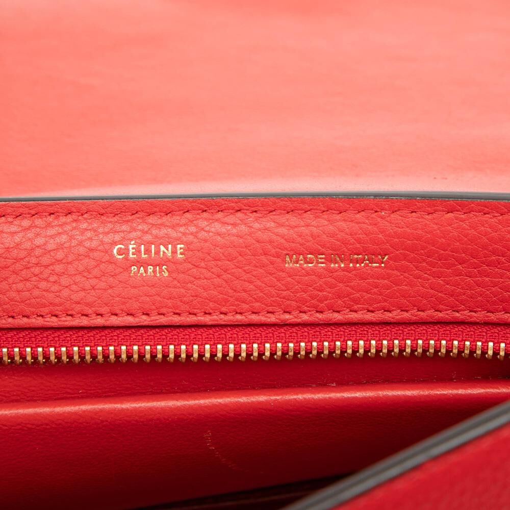 C&eacute;line Trapeze