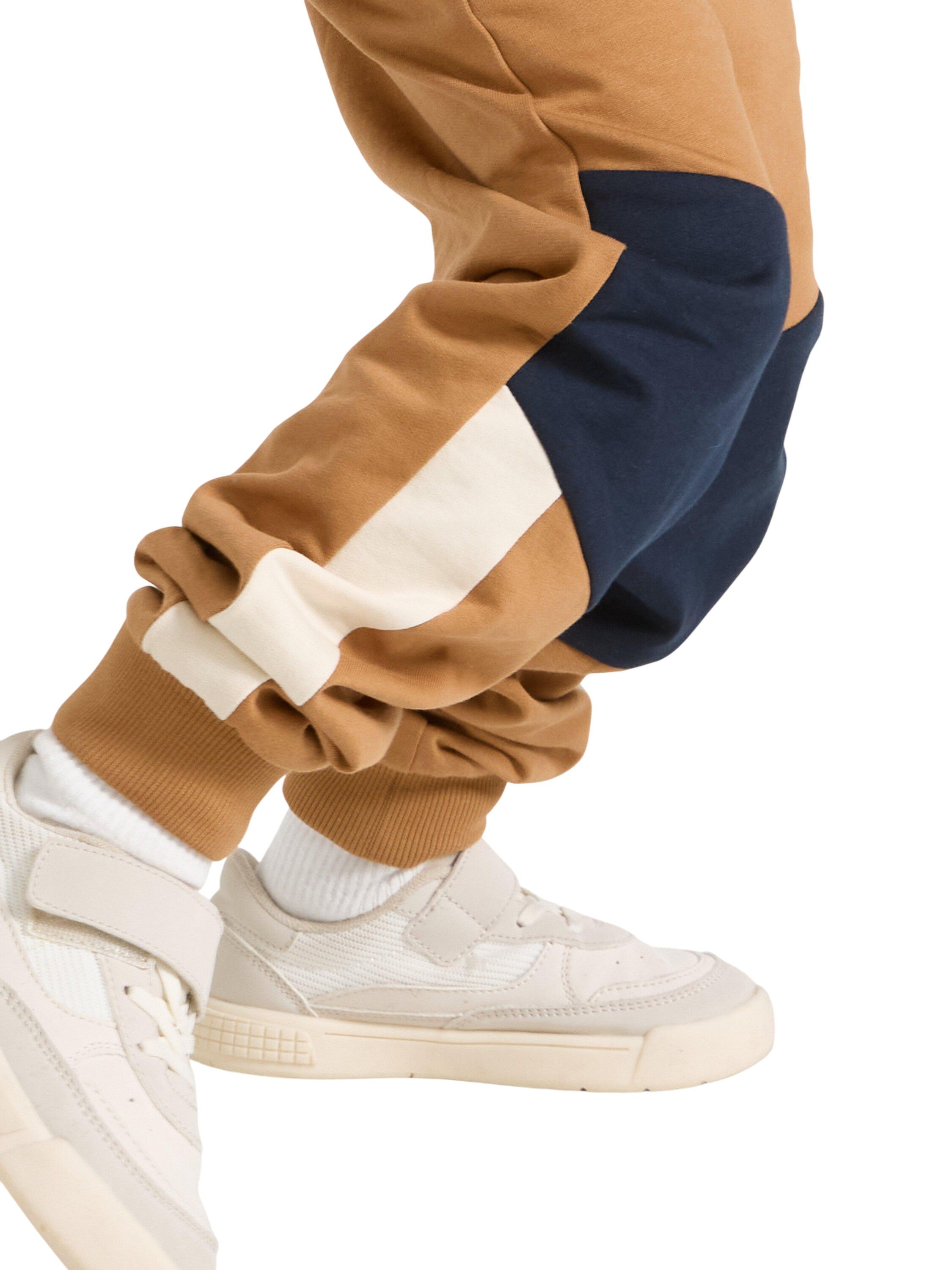 Soft and comfy joggers with brushed