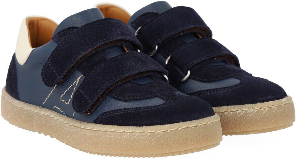 Sporty colour-block sneaker