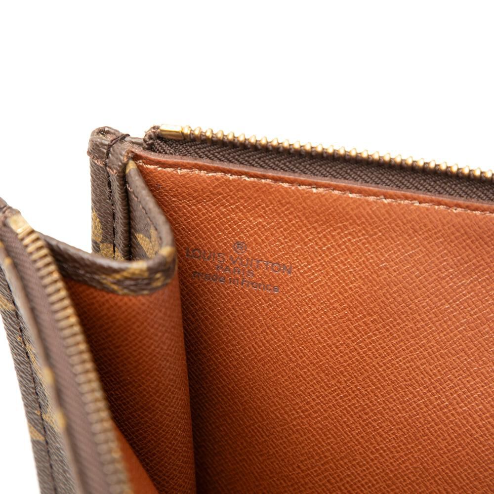 Louis Vuitton Poche Documents