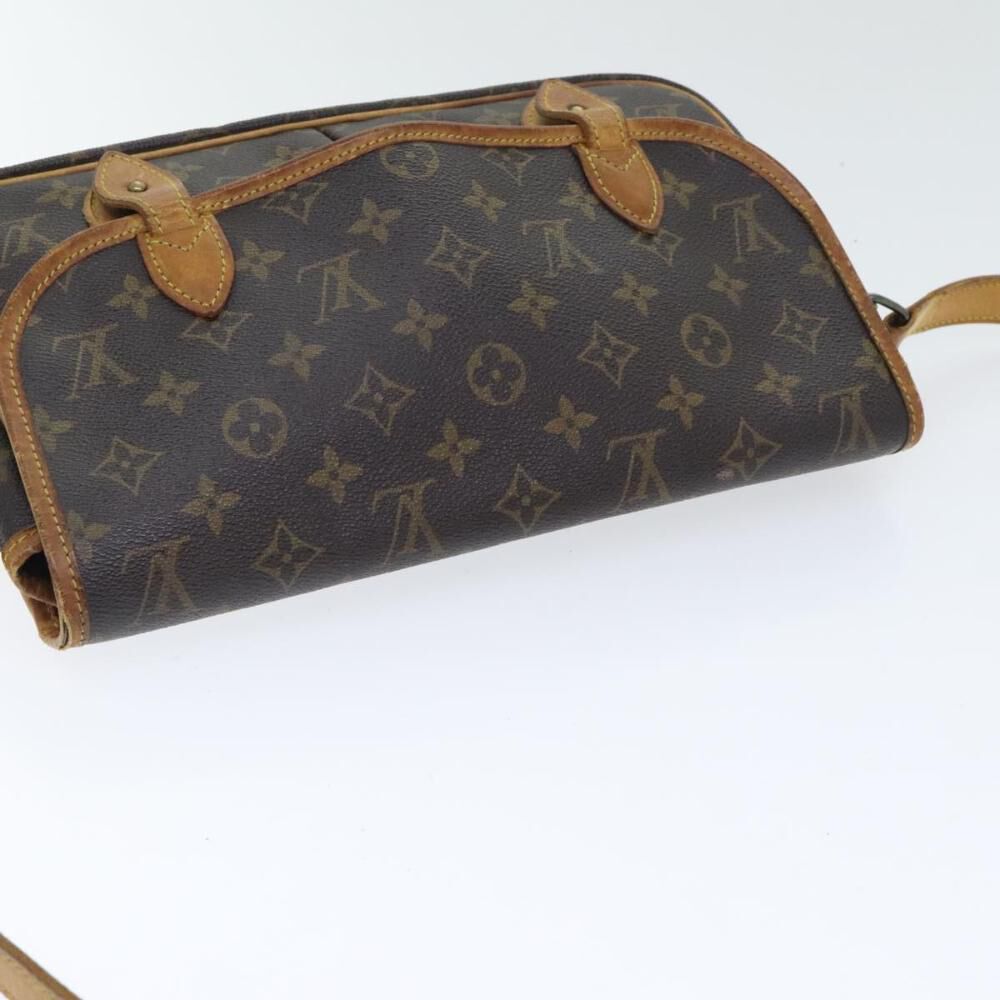 Louis Vuitton Shoulder Bags
