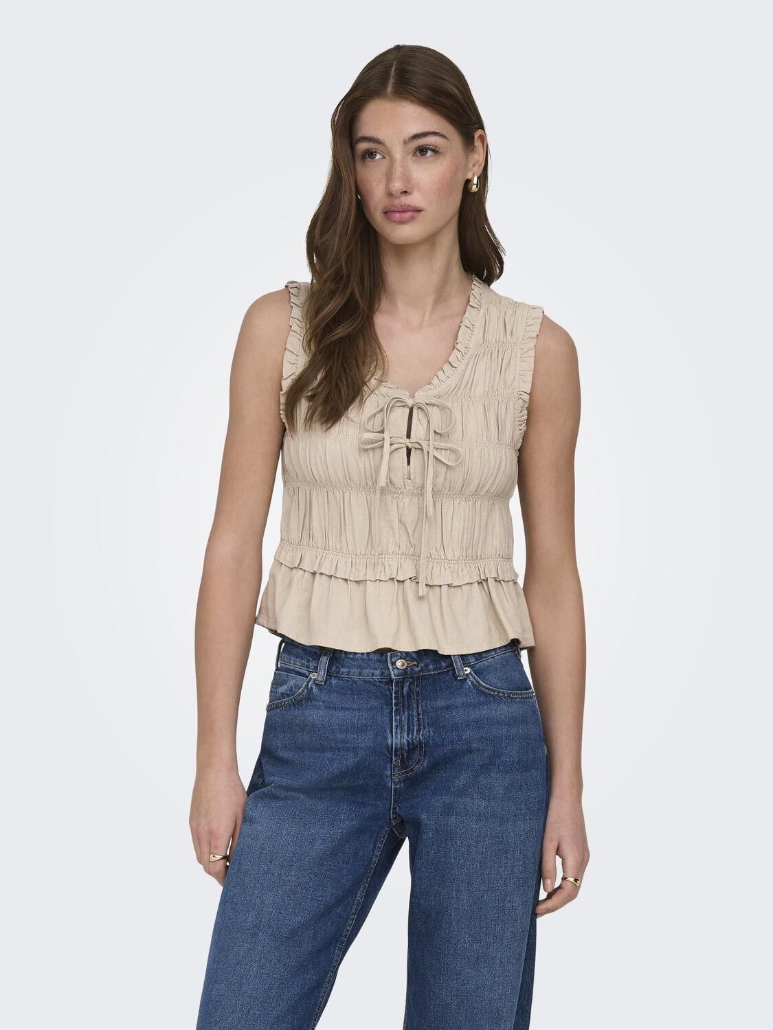 ONLGOA S/S LINEN BL FRILL TOP CC PN