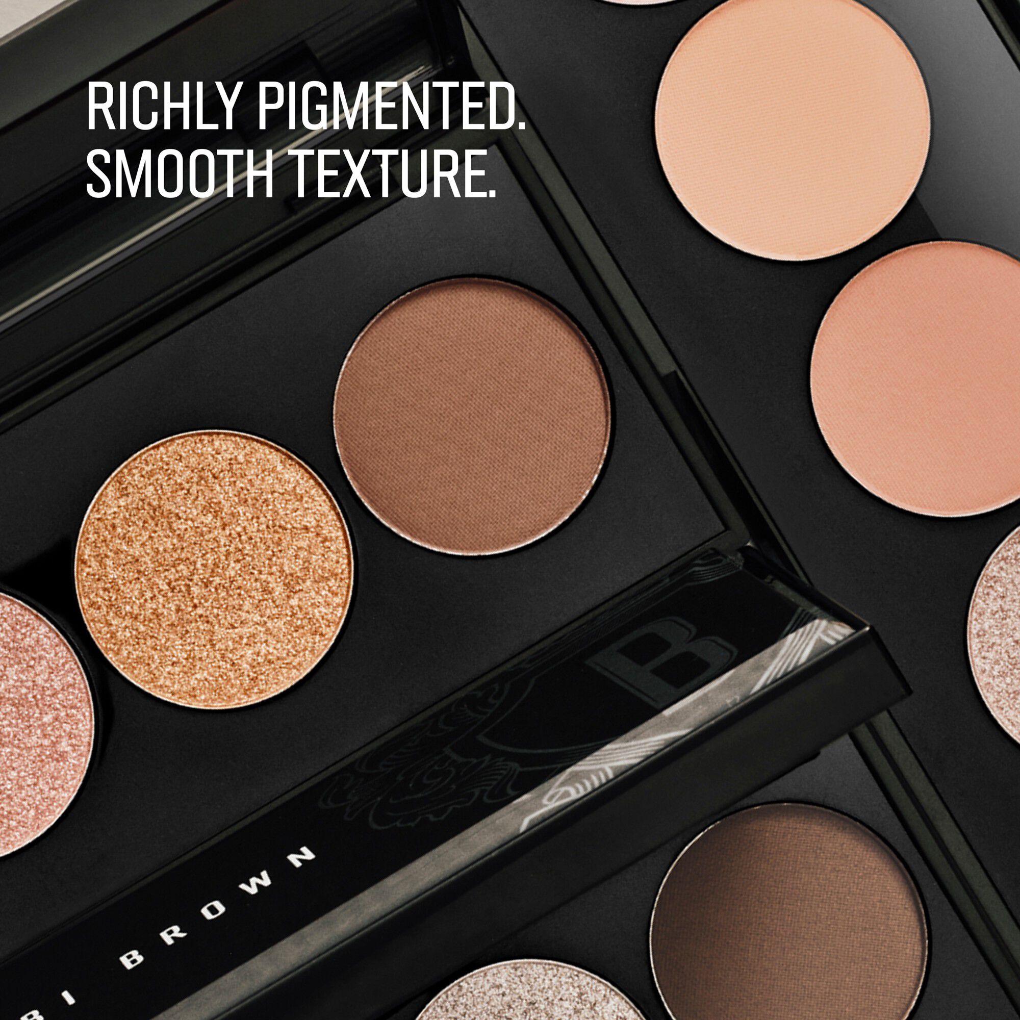 Peachy Nudes Eyeshadow Palette