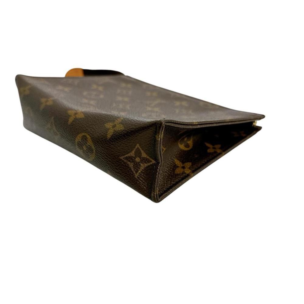 Louis Vuitton Poche Toilette