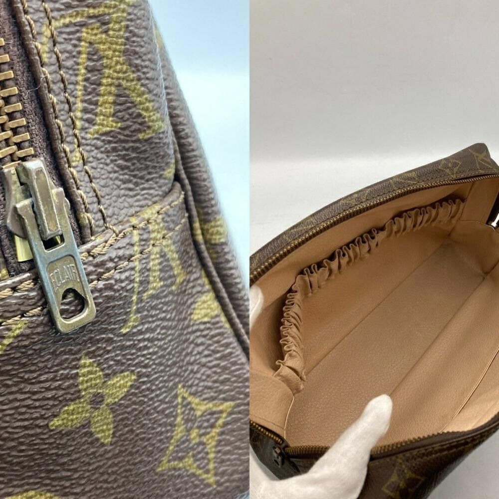 Louis Vuitton Clutch