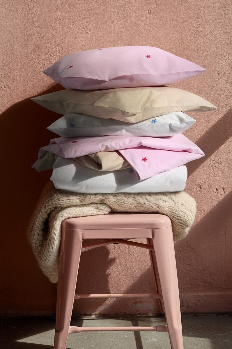 Daisy Senget&oslash;j Junior 100x140 cm pink/r&oslash;d