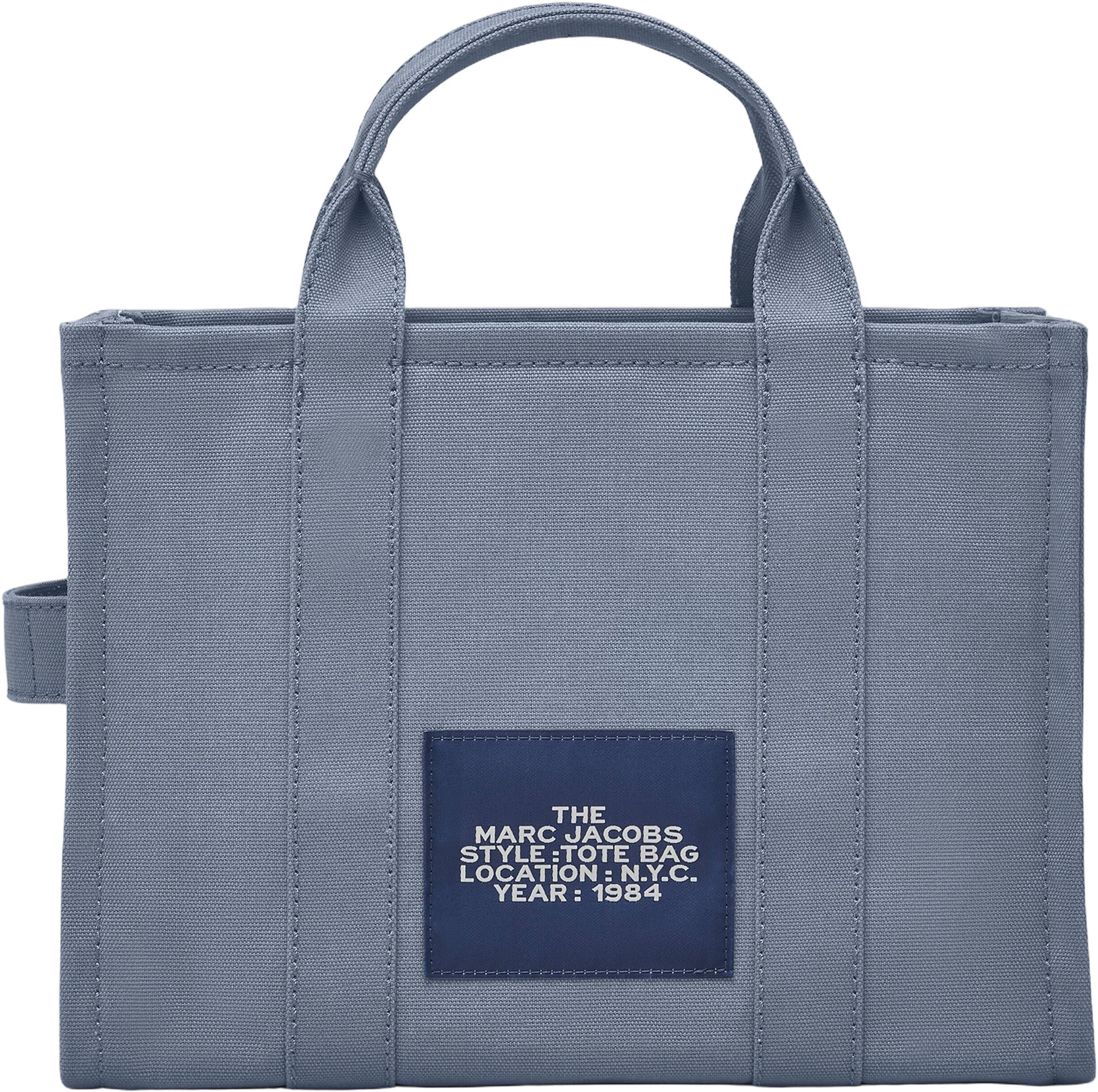 THE MEDIUM TOTE