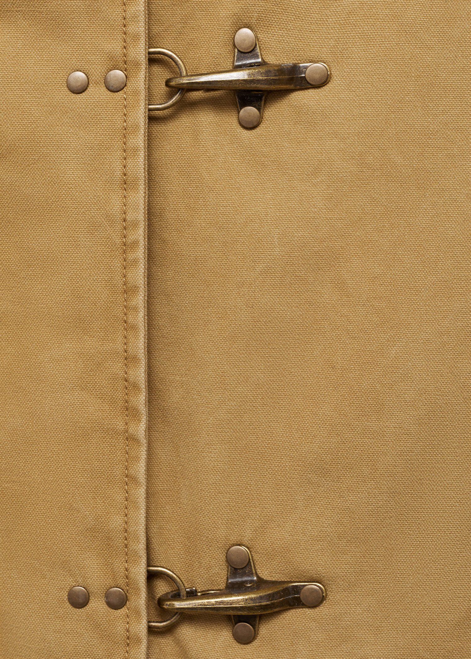 Cotton parka with contrasting colla