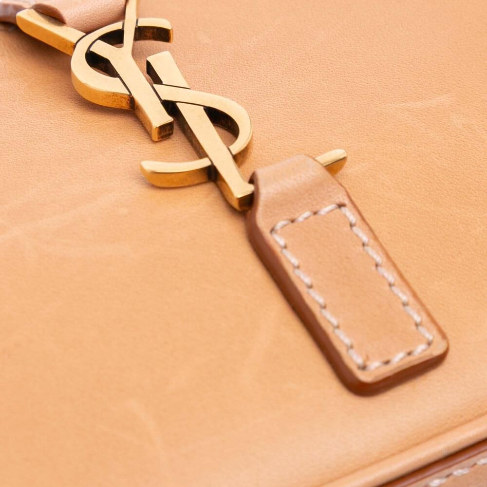 Yves Saint Laurent Shoulder Bag