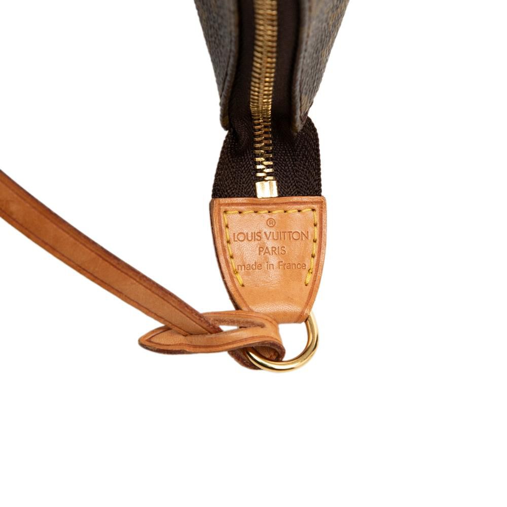 Louis Vuitton Pochette Accessoires
