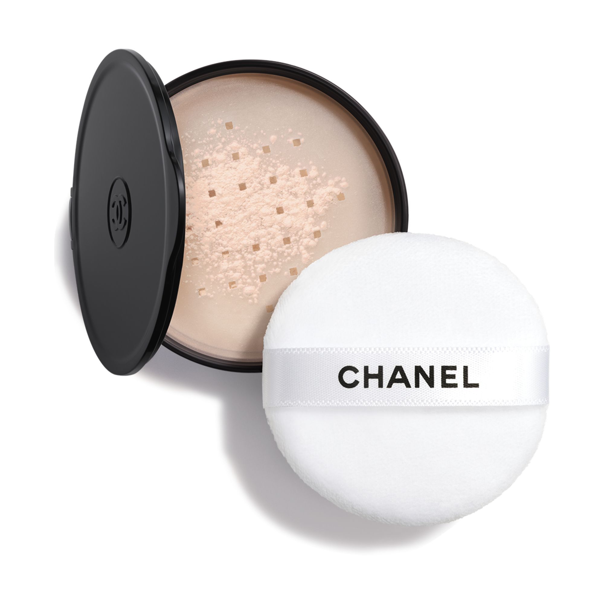 L&Oslash;ST PUDDER, NATURLIG FINISH. ON-THE-GO FORMAT