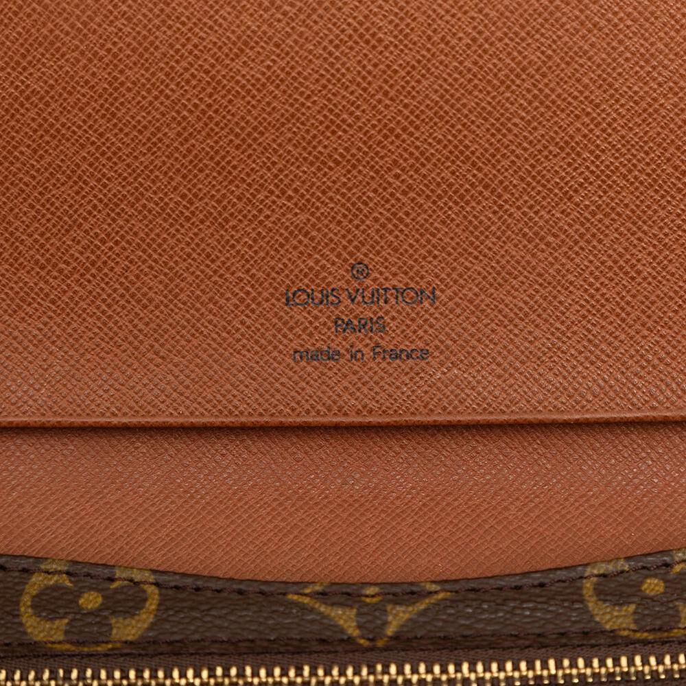 Louis Vuitton Clutch