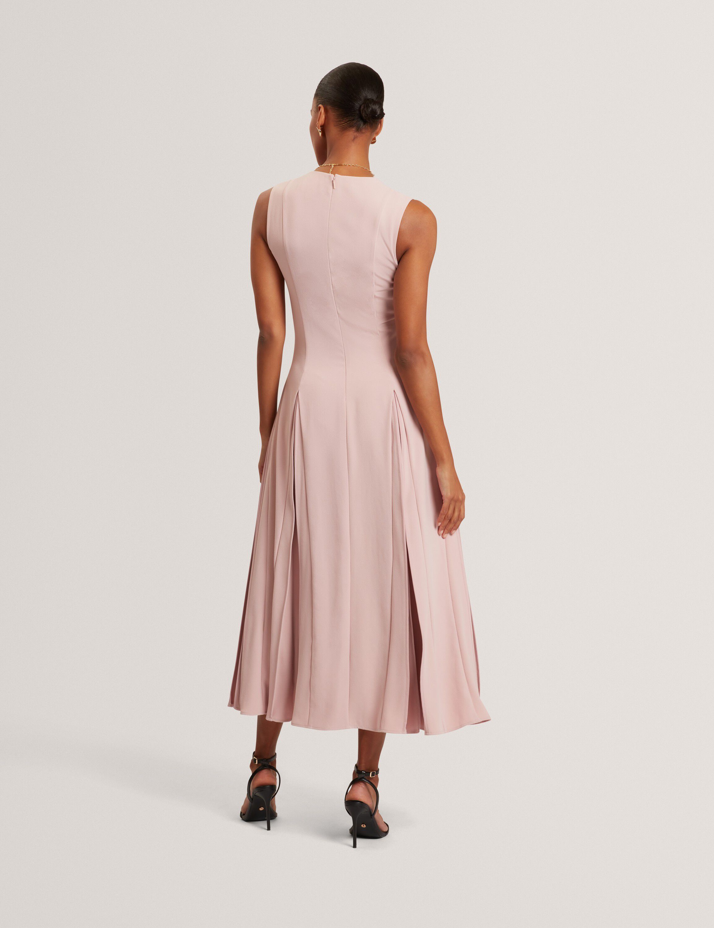 CARNELI Midi Dress With Pleat Detai