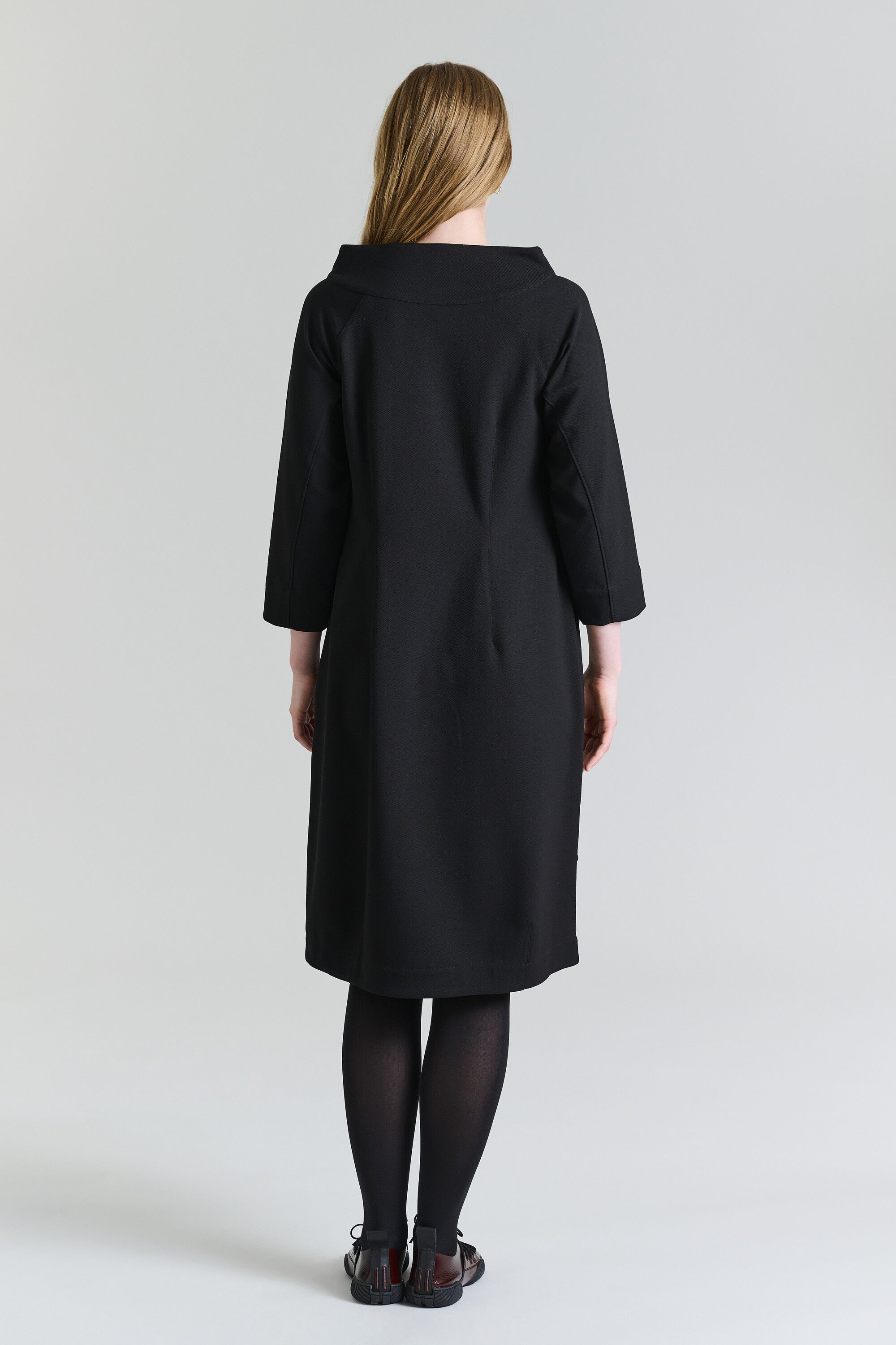 Noru kjole med krave